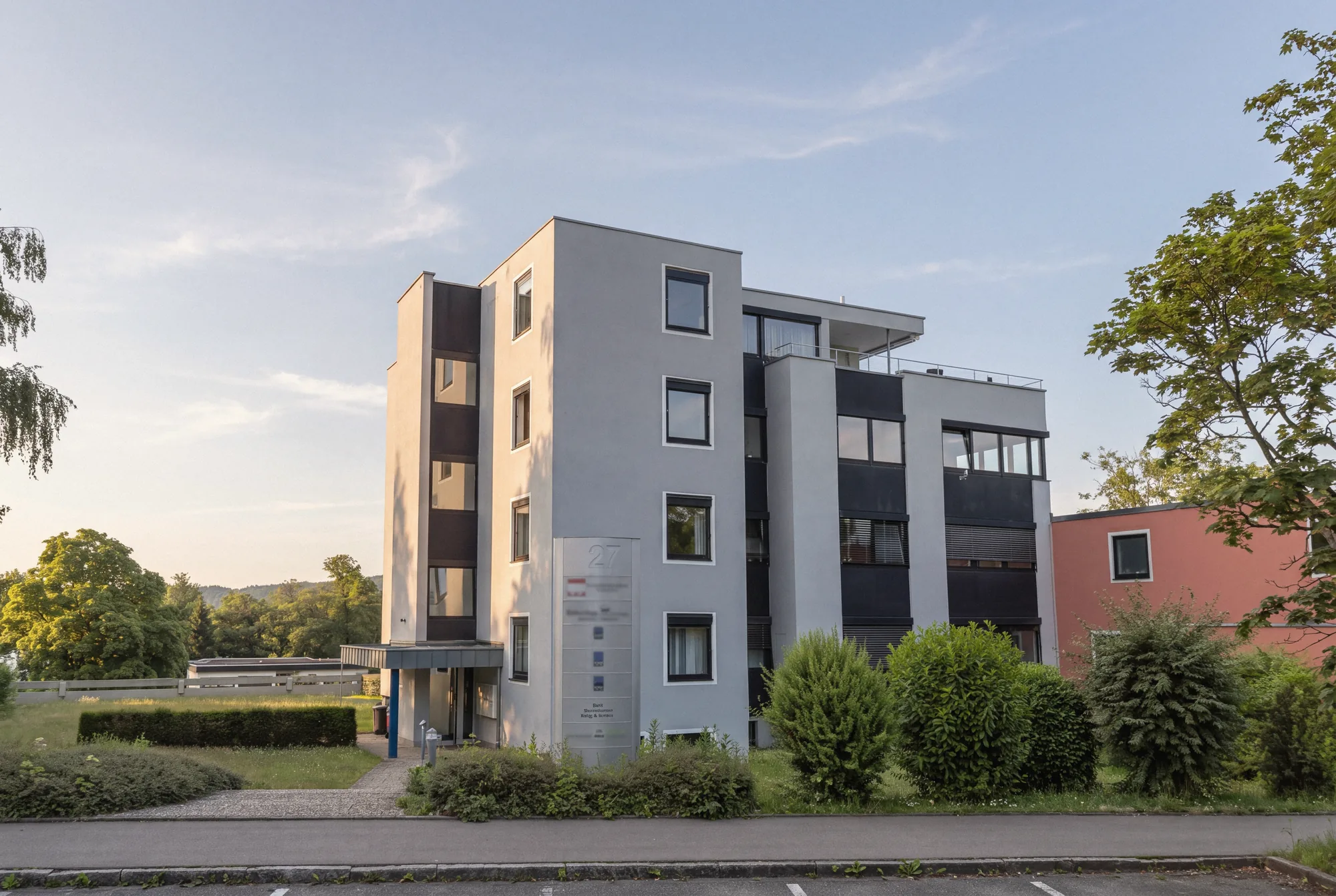 Kanzleigebäude von Eisenmenger und Kollegen am Hagenbacher Ring 127 in Schwäbisch Hall